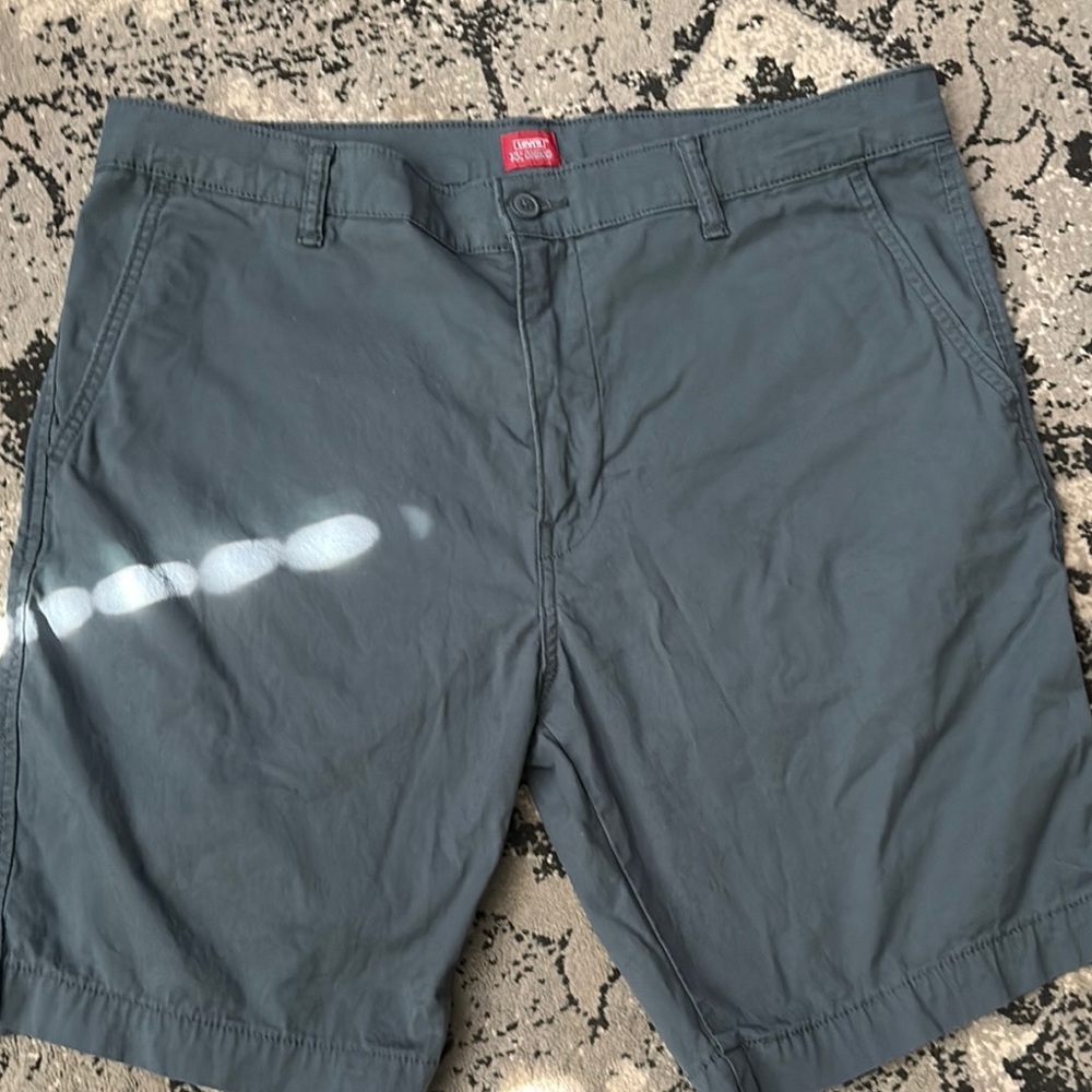 Levi's Gray Flat Front Shorts Classic Style